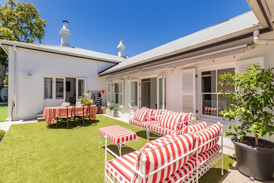 4 Bedroom Property for Sale in Newlands Western Cape